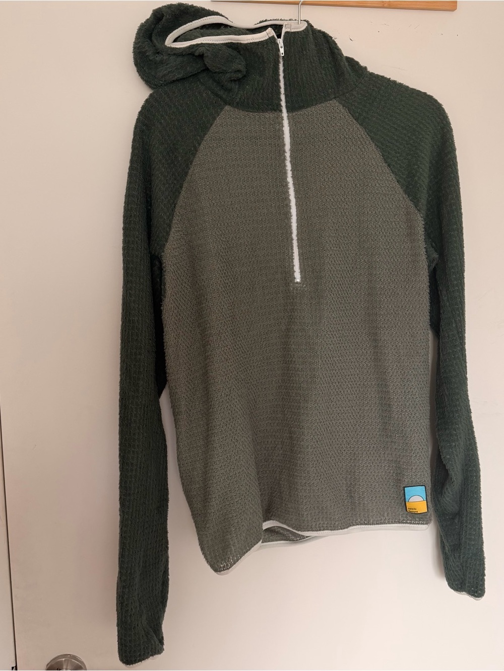 Senchi Designs Lark Hybrid Hoodie Alpha 60/90 Sage/Pine Size M